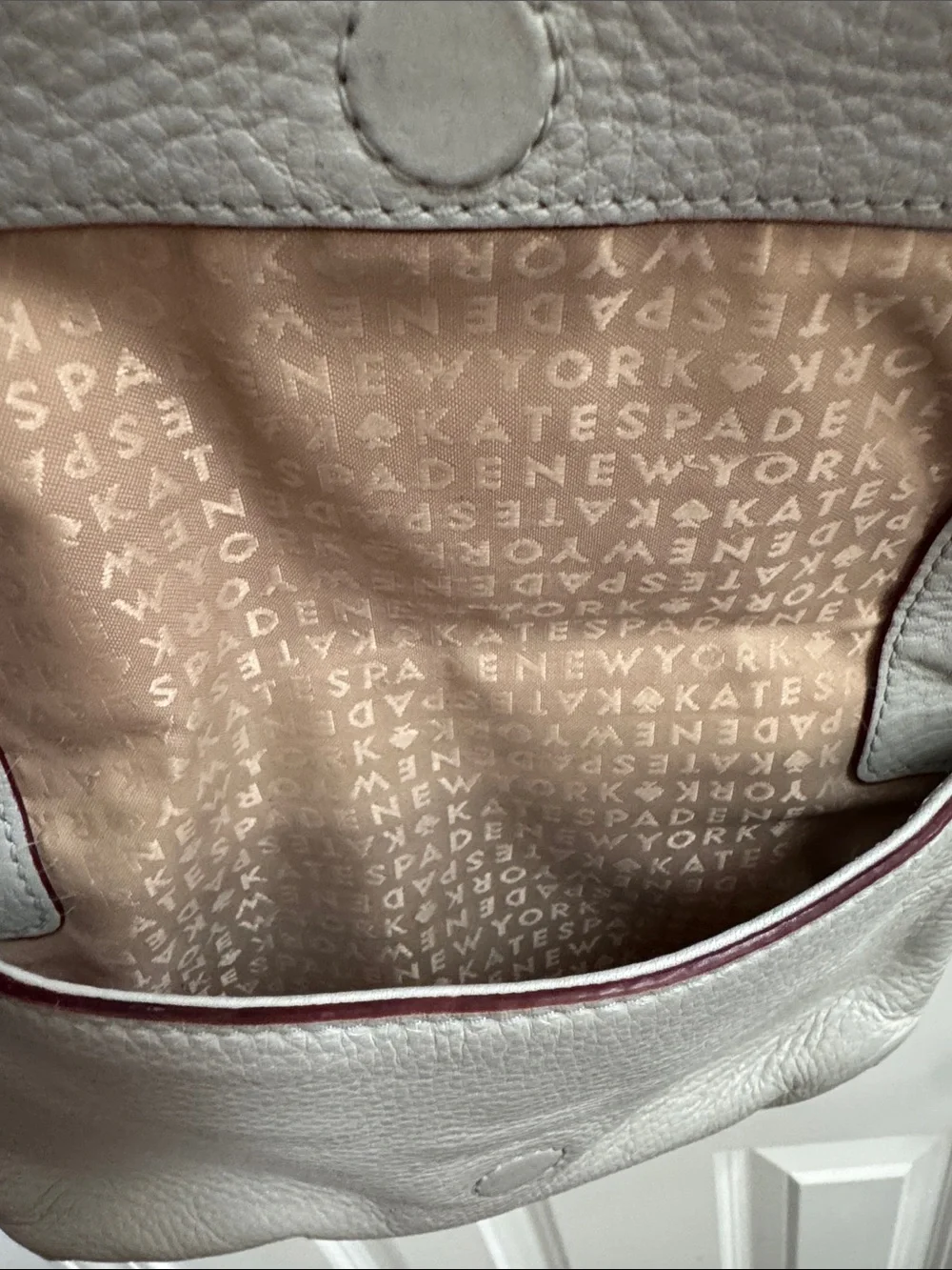 kate spade compact pebbled